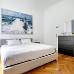 Exclusive 4 Bedrooms In Brera Apartment Milan