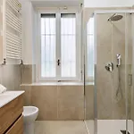 Apartment Exclusive 4 Bedrooms In Brera *