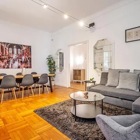 Apartamento Exclusive 4 Bedrooms In Brera