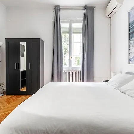Exclusive 4 Bedrooms In Brera Milão