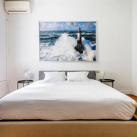 Exclusive 4 Bedrooms In Brera Apartamento