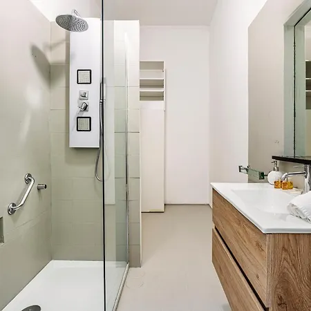 Exclusive 4 Bedrooms In Brera Milão