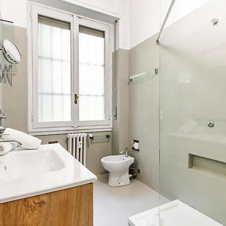 Exclusive 4 Bedrooms In Brera Apartamento *